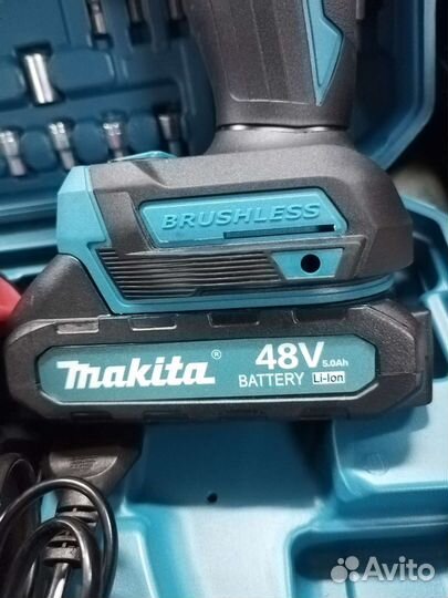 Шуруповёрт бесщеточный ударный Makita