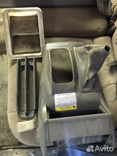 Пластик салона mitsubishi montero sport