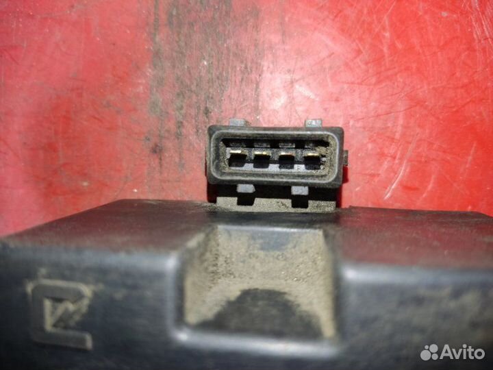 Катушка зажигания Opel Vectra B седан 1.6I X16XEL