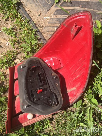 Задний левый фонарь на Datsun on-do