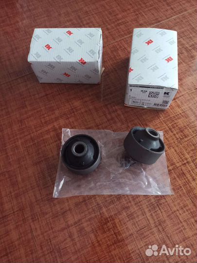 Продам сайлентблоки Лансер 9