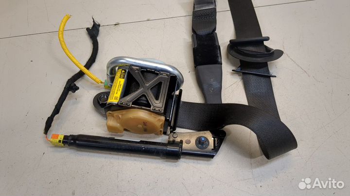 Ремень безопасности правый передний Chevrolet Trax