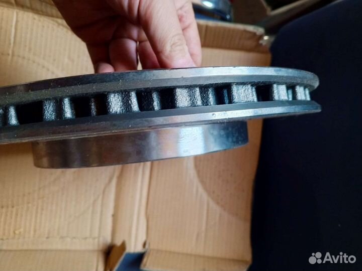 Тормозные диски задние cadillac srx,04-09raybestos