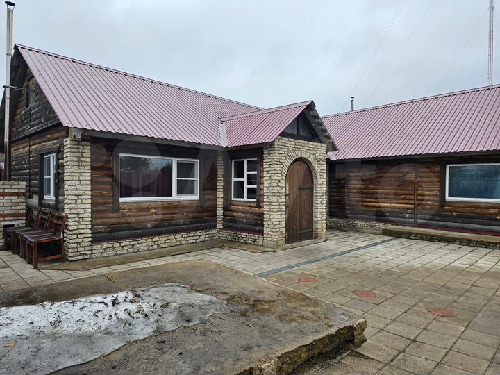 Здание, 1000 м²