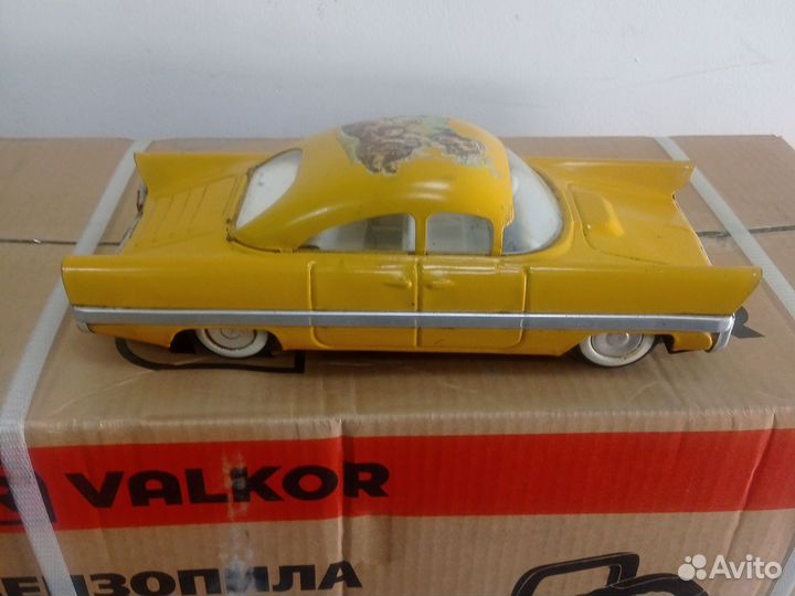 Игрушка машинка Чайка