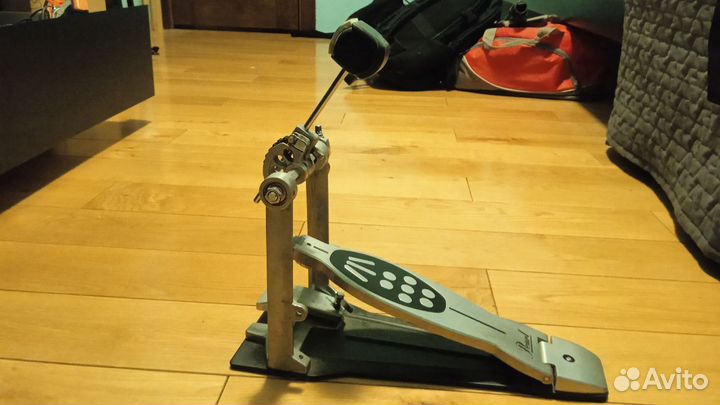 Педаль для бочки/бас барабана Pearl P-920