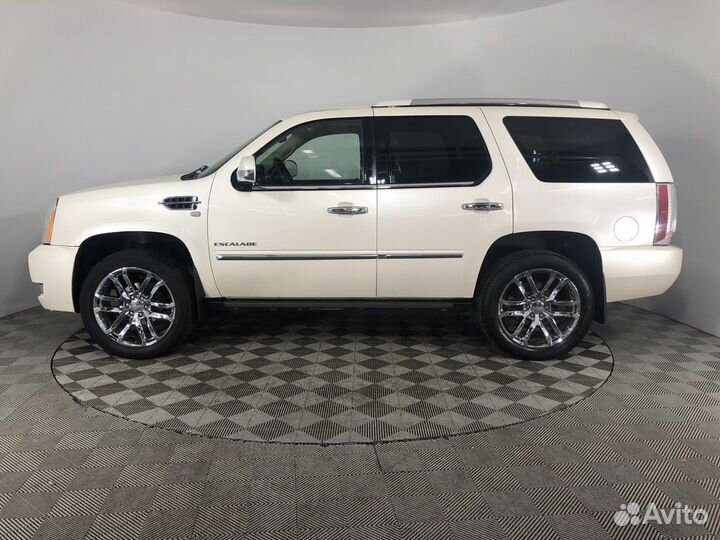 Cadillac Escalade, 2012