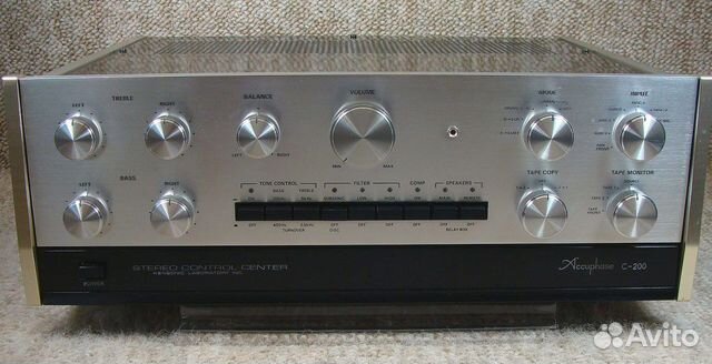 Accuphase C-200 предусилитель