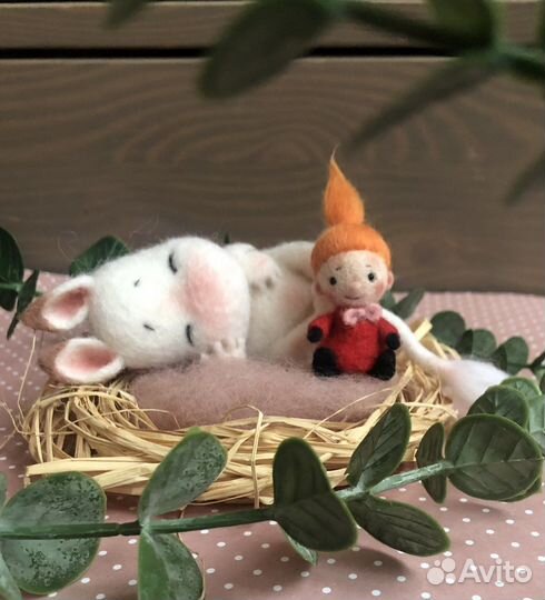 Игрушка из шерсти Малышка Мю