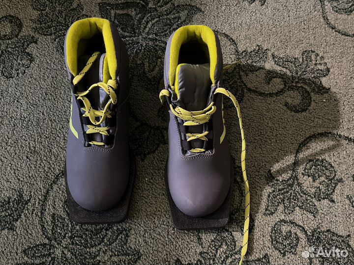 Лыжные ботинки inovik