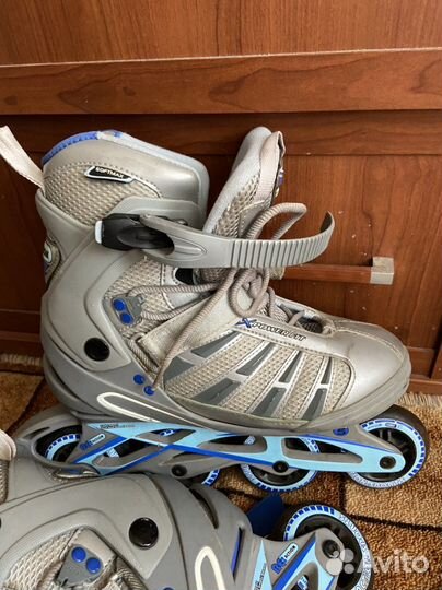 Роликовые коньки