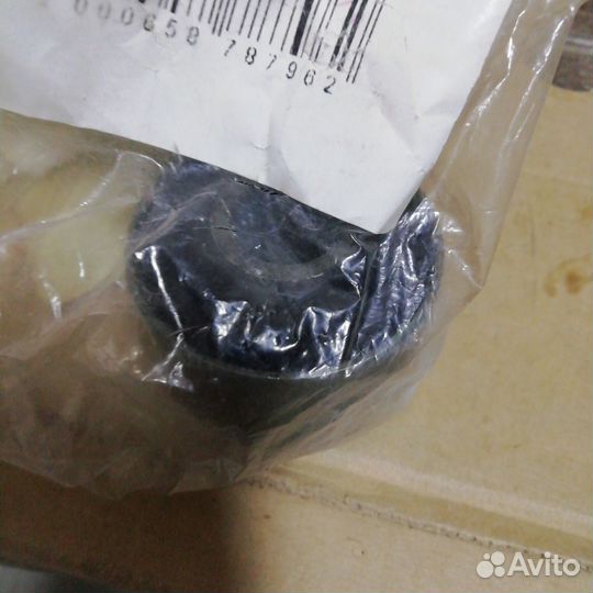 Сайлентблок заднего амортизатора верхний Doblo (Ta