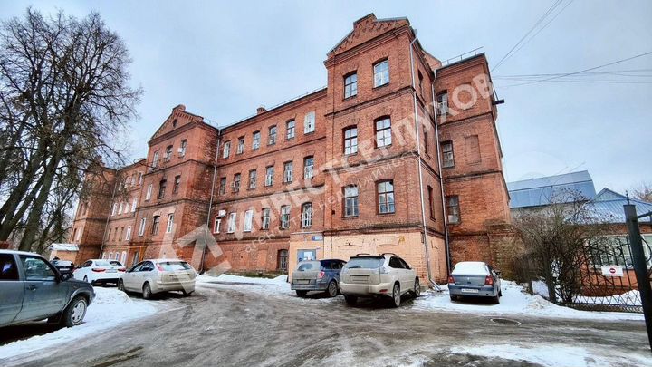 Комната 21,6 м² в 1-к., 4/4 эт.