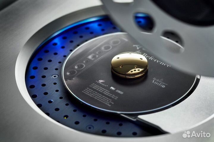 Compact disc player 1 bit DAC / digital
