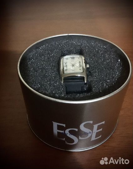 Часы наручные женские esse