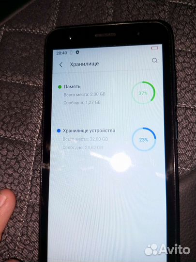 Продам телефон itel
