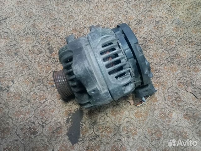 Генератор на Тойота Авенсис 02г