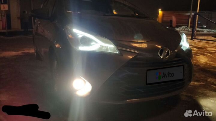 Toyota Vitz 1.3 CVT, 2017, 65 000 км