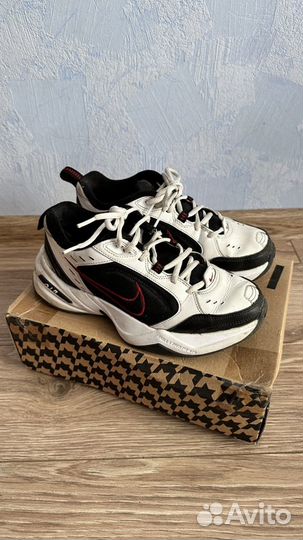 Кроссовки Nike air monarch