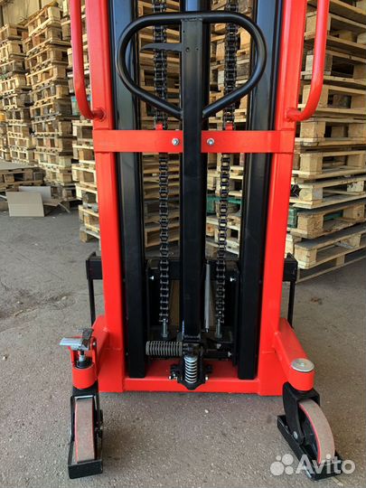 Штабелёр гидравлический
