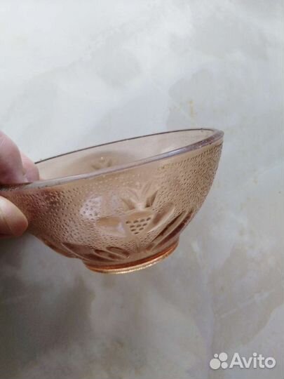 Посуда из толстого цветного стекла. СССР