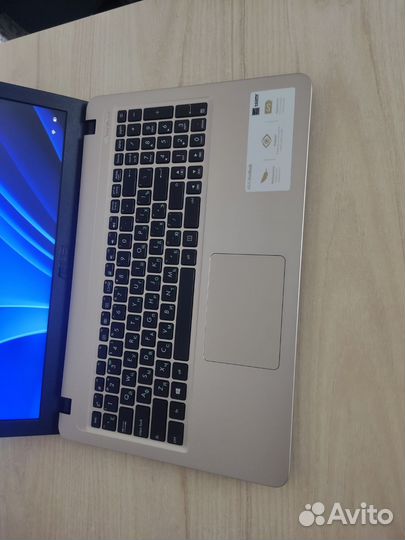 Мощнейший,игровой Asus,4ядра,SSD240Gb,GeforceMX110