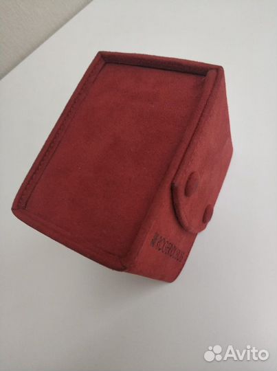 Roger dubuis для хранения и транспортировки часов