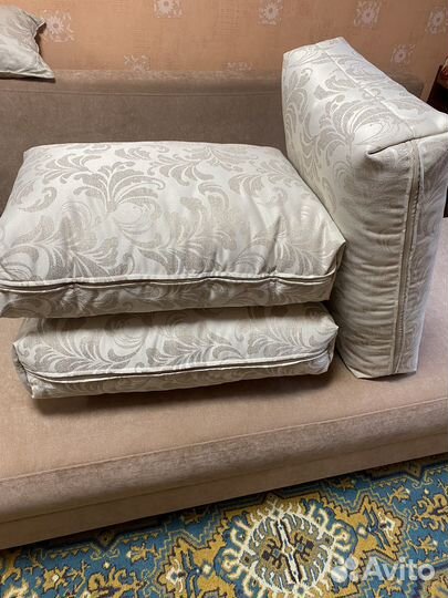 Диванные подушки большие абсолютно новые