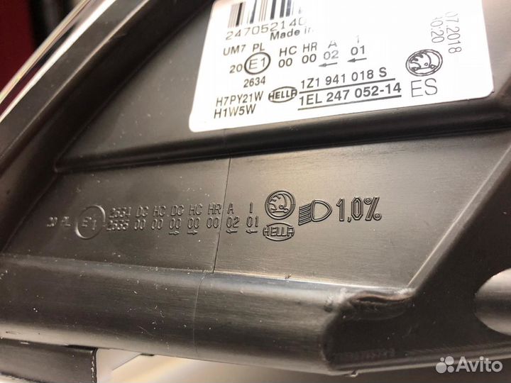 Фара левая / правая Skoda Octavia A5