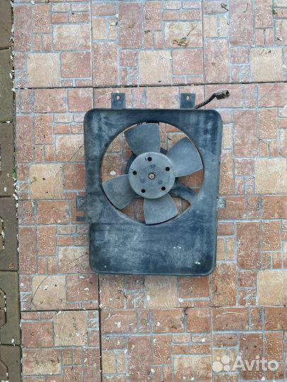 Вентилятор охлаждения радиатора