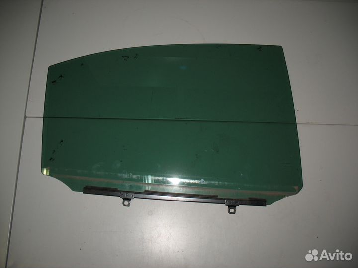 Стекло заднее левое lexus LS 460