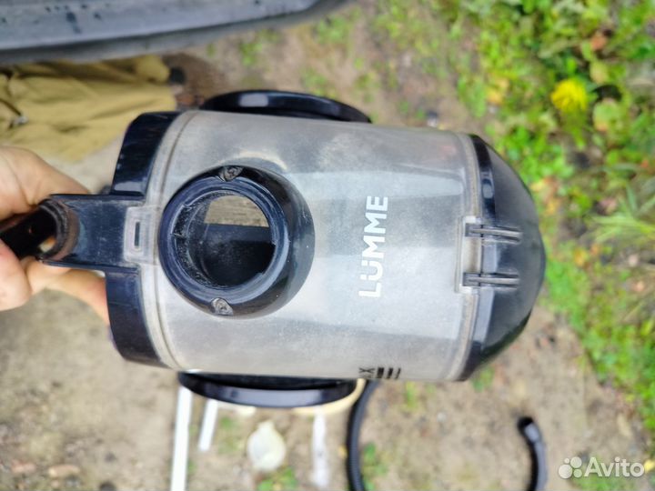Пылесос Lumme LU-3205