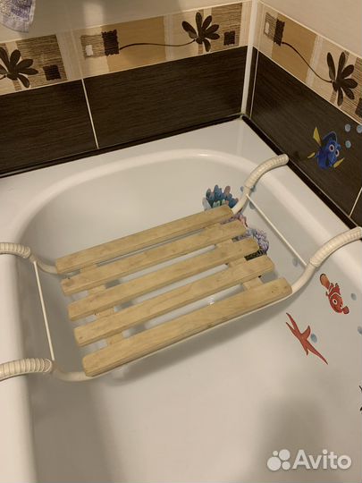 Сиденье для ванны