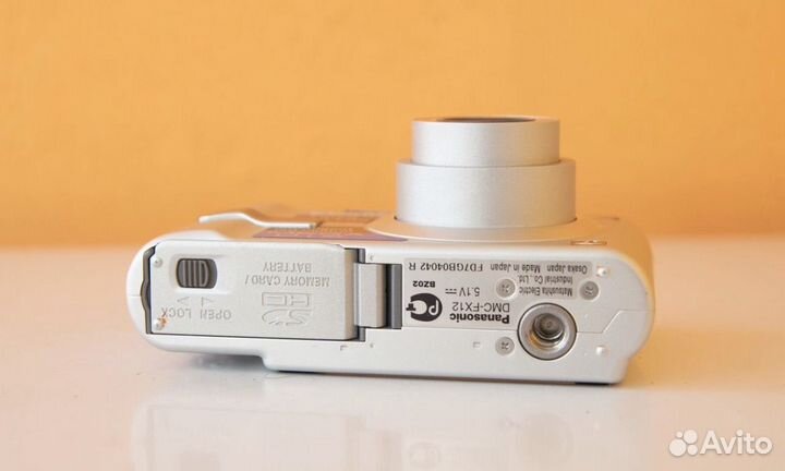 Цифровой фотоаппарат Panasonic Lumix DMC-FX12