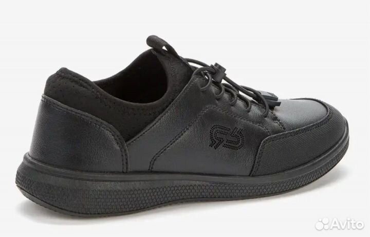 Новые Школьные туфли 35,36 размер