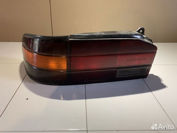 Задний фонарь левый Toyota Carina 1988-1990 Б/у
