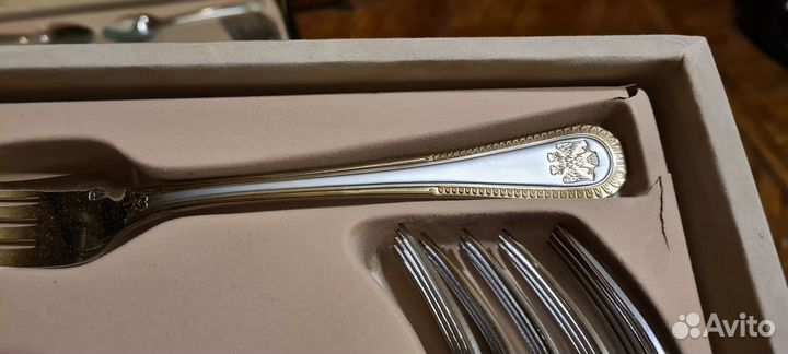 Набор столовых приборов Reality