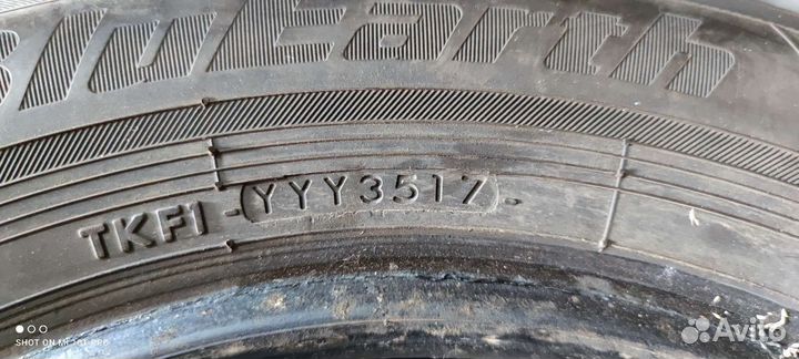 Yokohama A200 215/60 R16