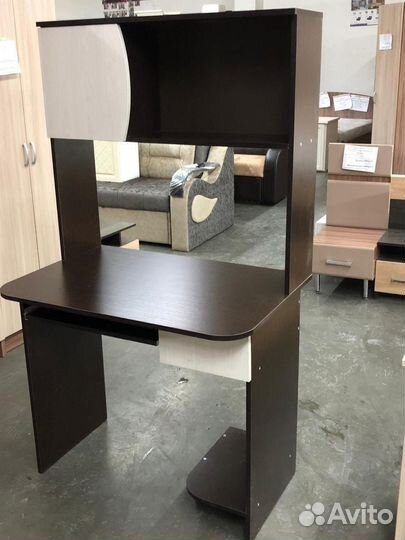 Стол компьютерный №2