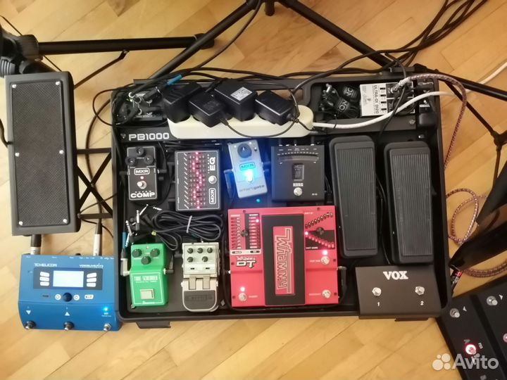 Педалборд в комплекте с педалями эффектов