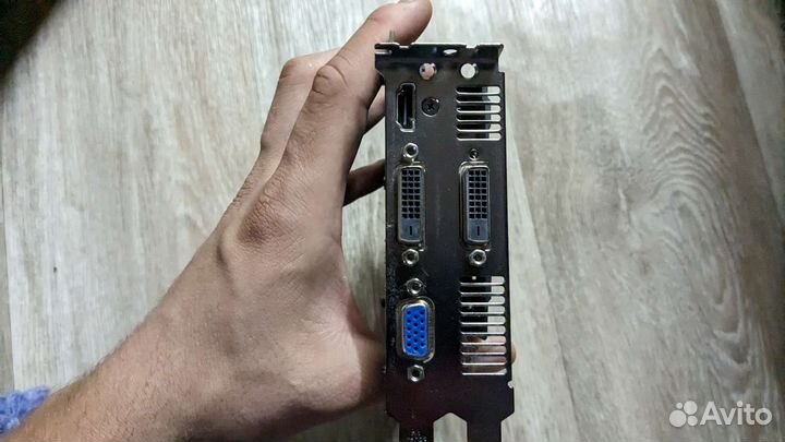 Видеокарта GTX 750ti