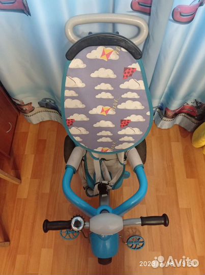 Трехколесный велосипед