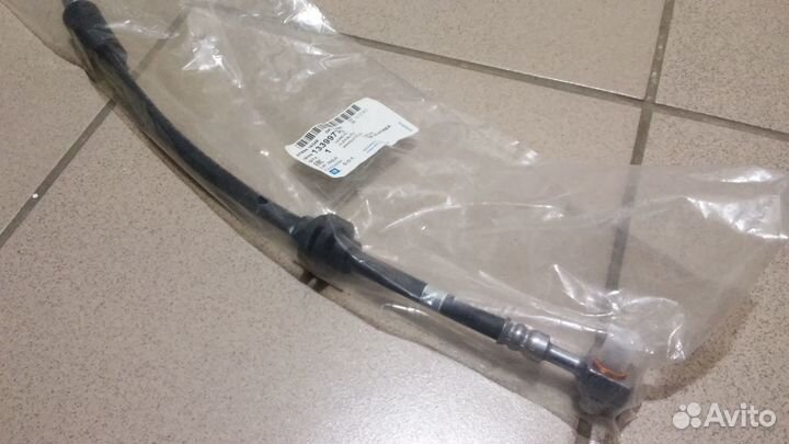 Тормозной шланг передний левый Круз, Орландо. Новы