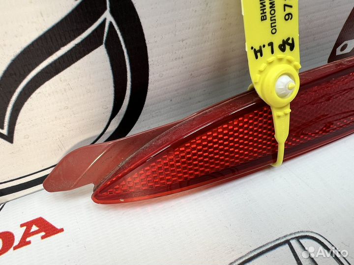 Отражатель задний левый Mazda 3 BP 2018-2024