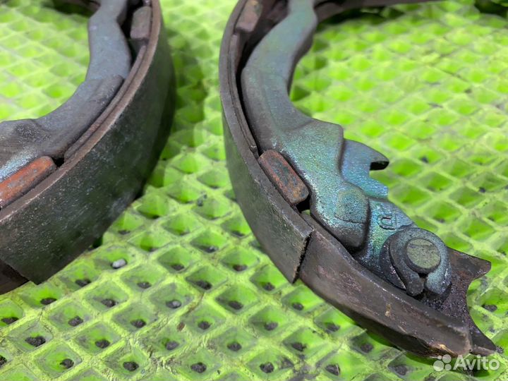 Тормозной механизм Mitsubishi Airtrek