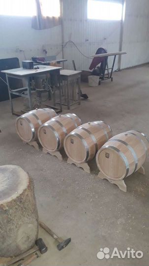 Дубовый бочки от производителя.
