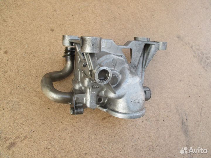 059115105G насос маслянный Ауди 2.5тди AFB AYM