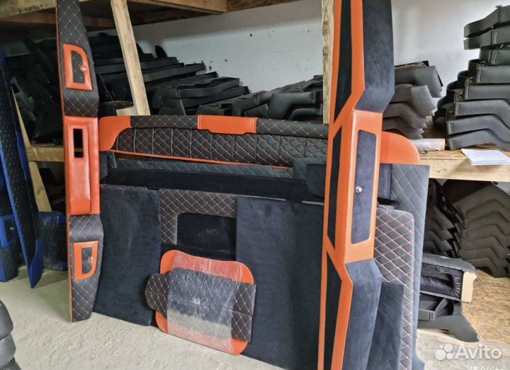 Салон в кабину камаз разных стилей