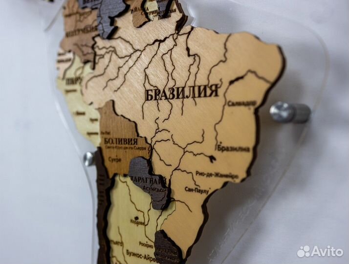 Деревянные карты мира