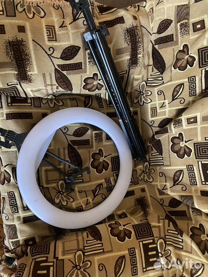 Лампа кольцевая без зарядки